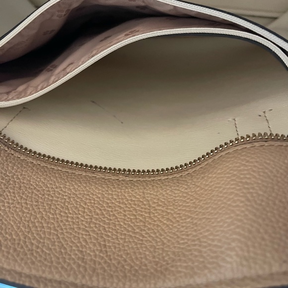 Kate Spade Tote - Picture 4 of 6